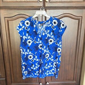 Hilary Radley Blue Floral Blouse